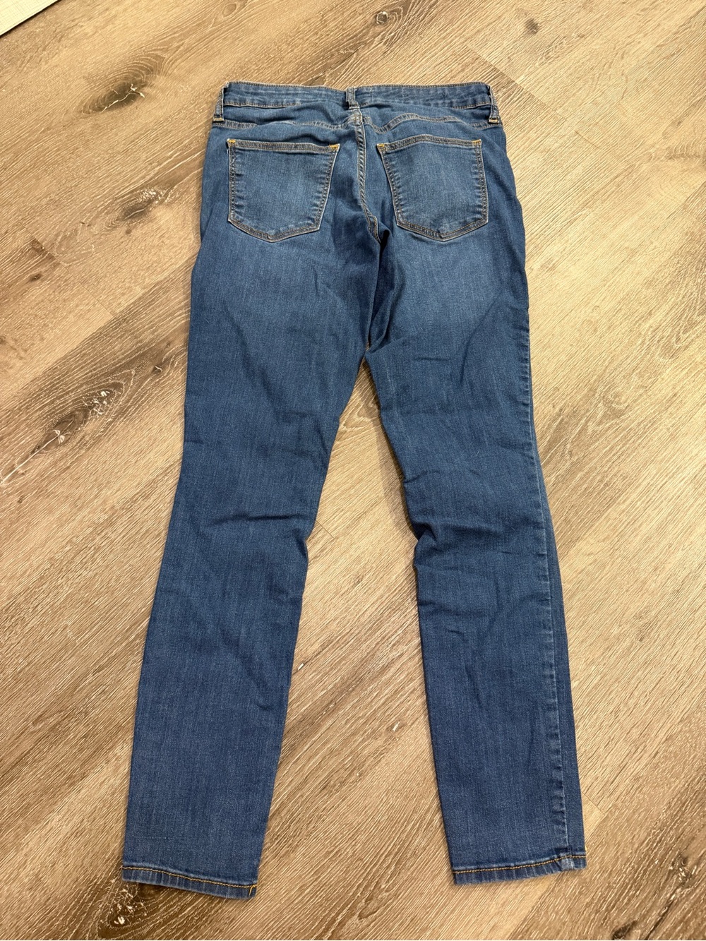 Women’s Mid Rise Skinny Blue Jeans